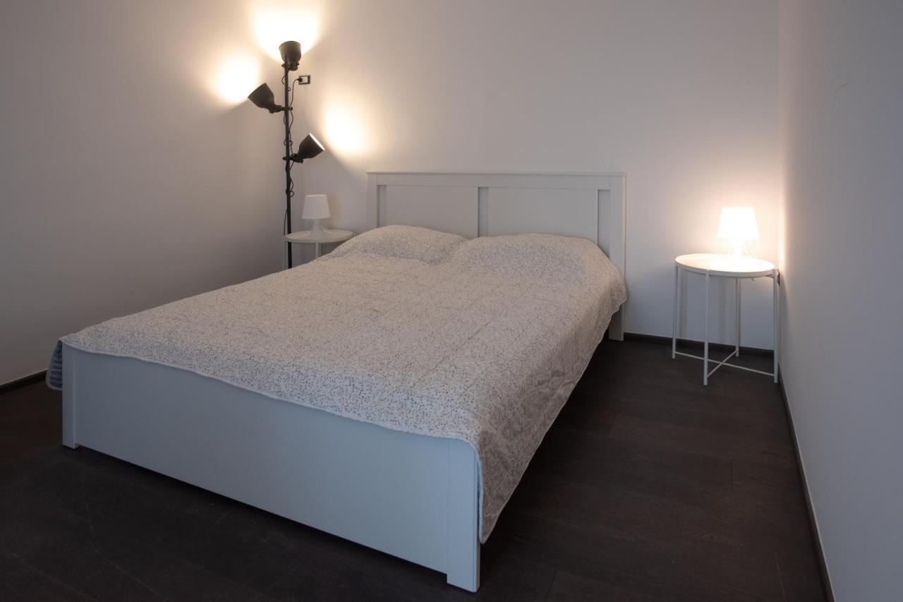 Art & Design On The Corner - Via Savona Milan Apartamento Exterior foto